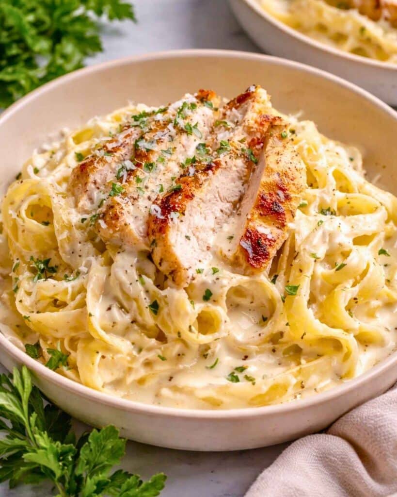 Olive Garden’s Fettuccine Alfredo Creamy Perfect Recipe