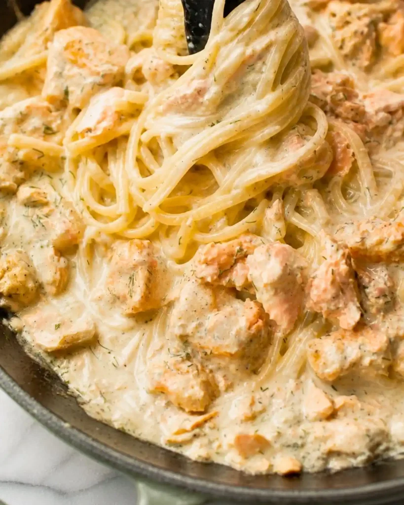 Lemon Dill Salmon Pasta: A Quick and Flavorful Weeknight Dinner