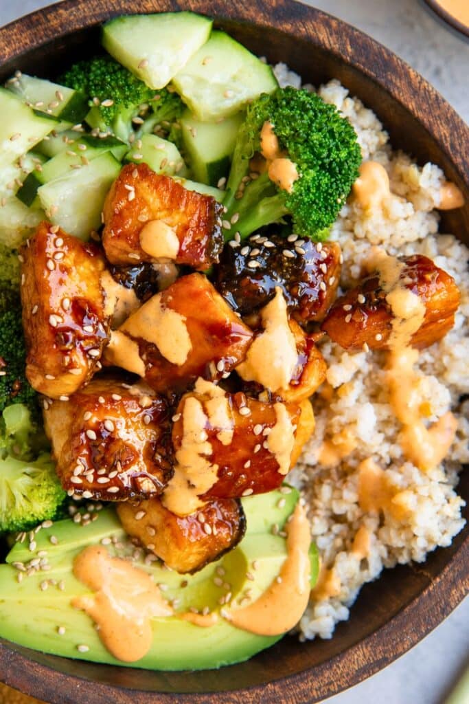 Crispy Bang Bang Salmon Bites Bowls