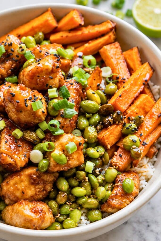 Honey Sriracha Chicken Bowls