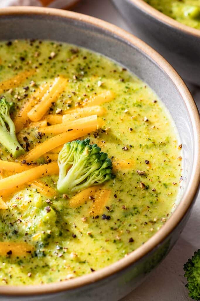 Creamy Homemade Broccoli Cheddar Soup