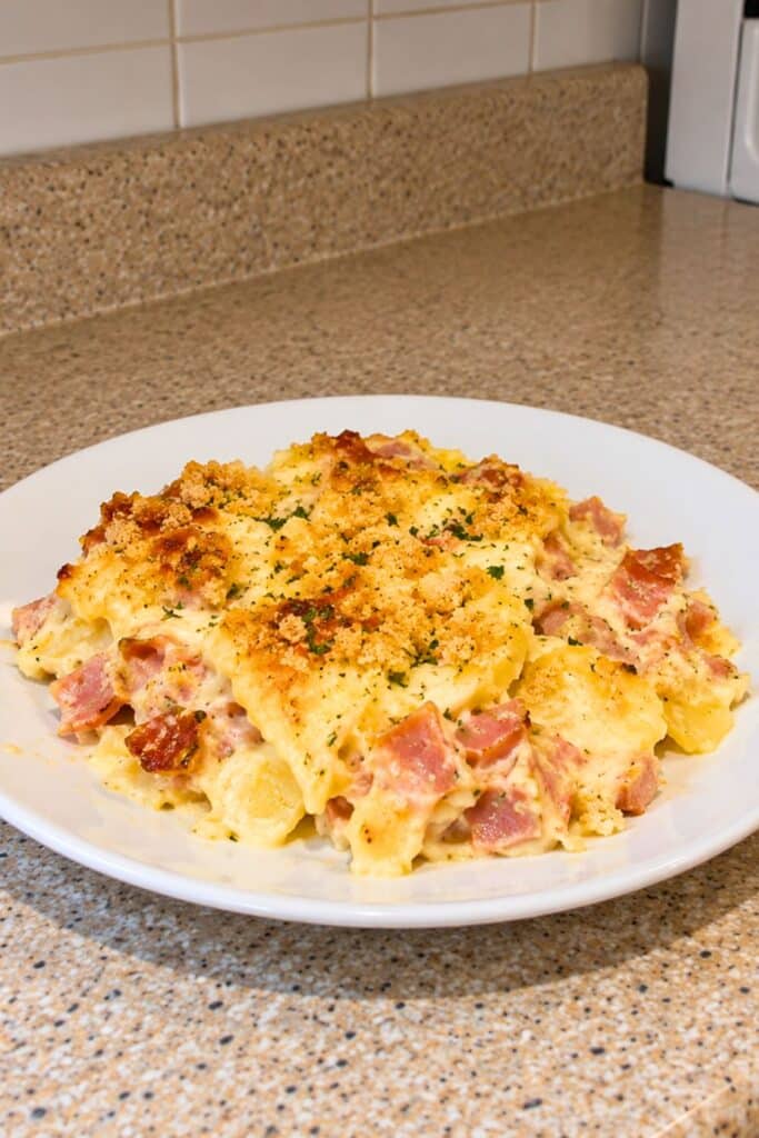 Keto Chicken Cordon Bleu Casserole