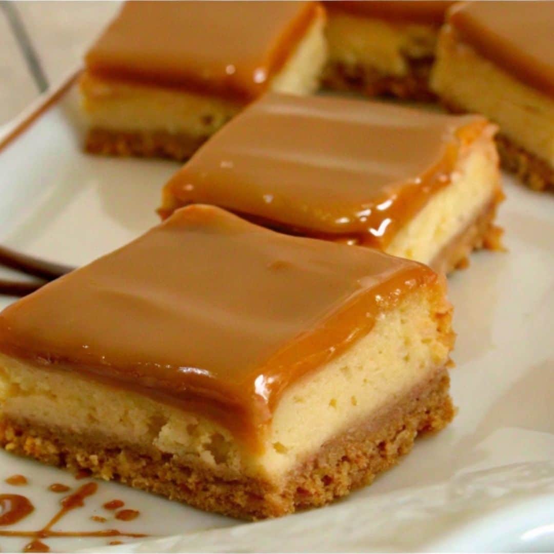 Dulce de Leche Cheesecake Bars