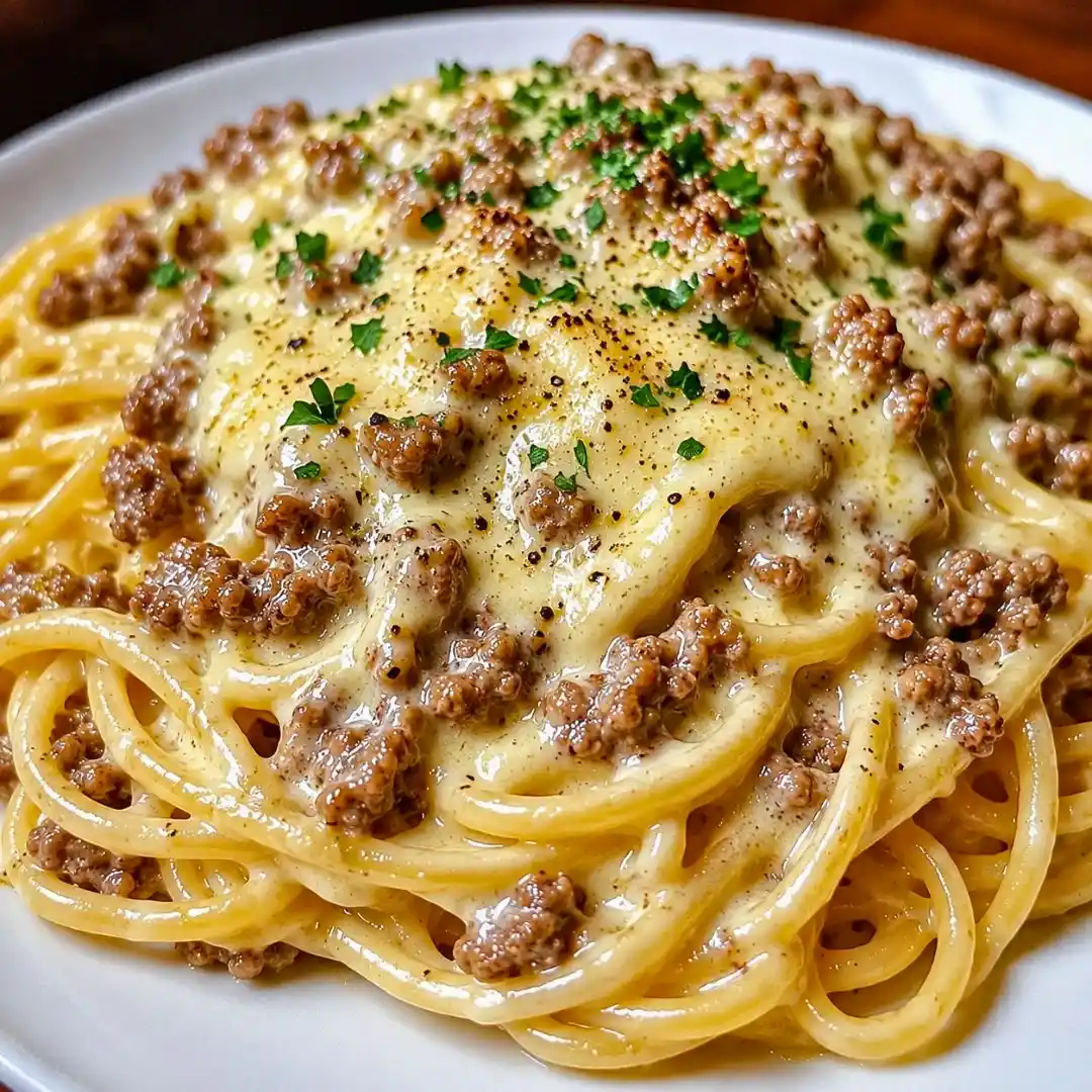 Creamy Beef Linguine with Cheesy Garlic Butter Alfredo 5 Creamy Beef Linguine with Cheesy Garlic Butter Alfredo